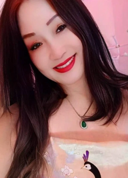 Feifei, Escort en Barcelona 651876223