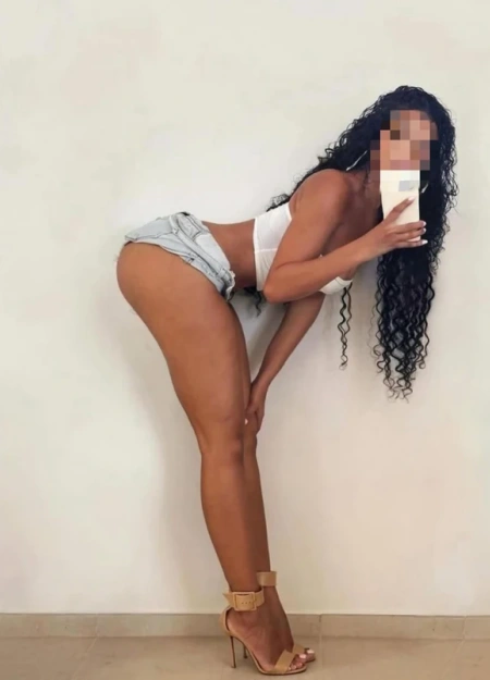 Ema, Escort en Málaga 678572129