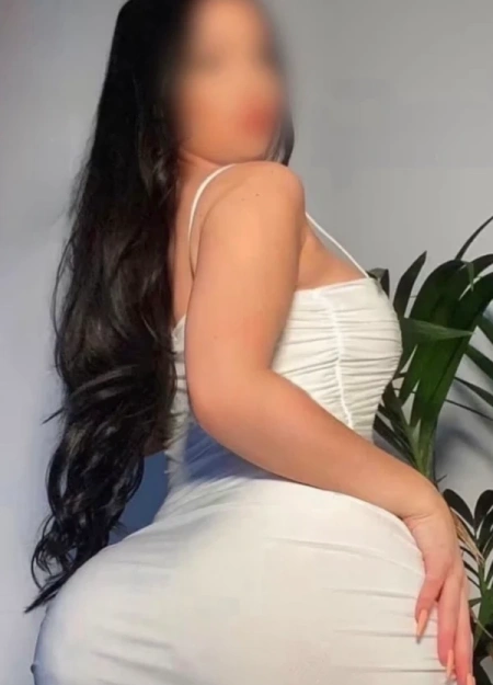 Valentina se consolida entre las acompañantes mejor valoradas