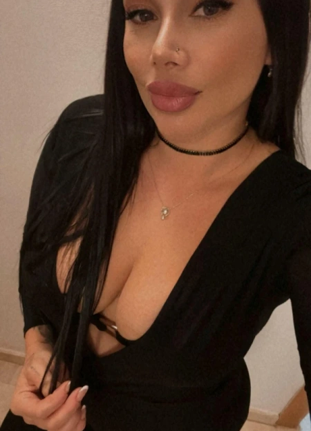 NINA, Escort en Palma de Mallorca 695402871