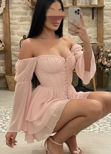 Giorgina, una experiencia única con escorts en Marbella