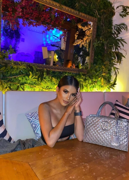 Alis, Escort en Marbella 613233314