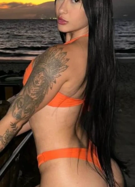 Lucy está en el catálogo de escorts independientes en Málaga