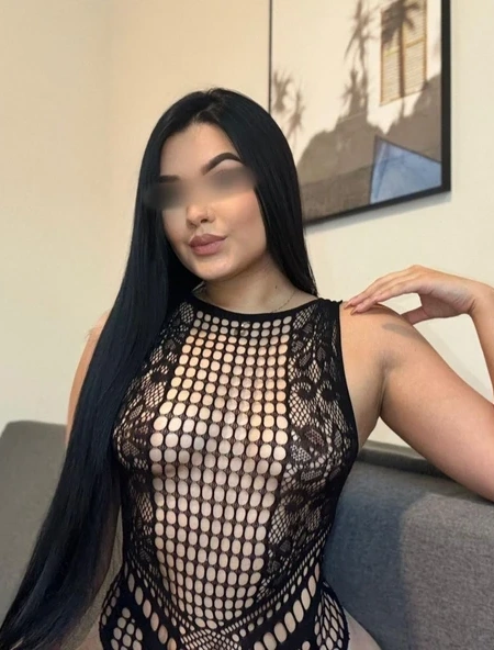 PAMELA, Escort en Salou 675060728