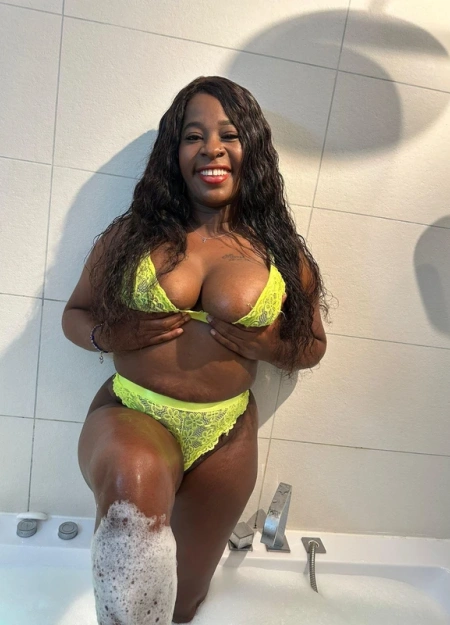 Cristal , Escort en Málaga 687702421