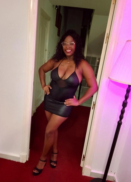 Cristal , Escort en Málaga 687702421