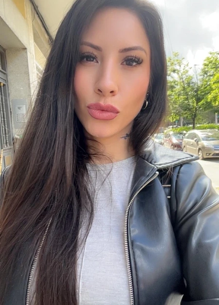 VARIAS AMIGAS, Escort en Madrid 664089670