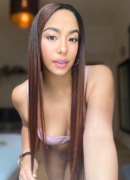 Dayana, Escort en Alicante 675190057