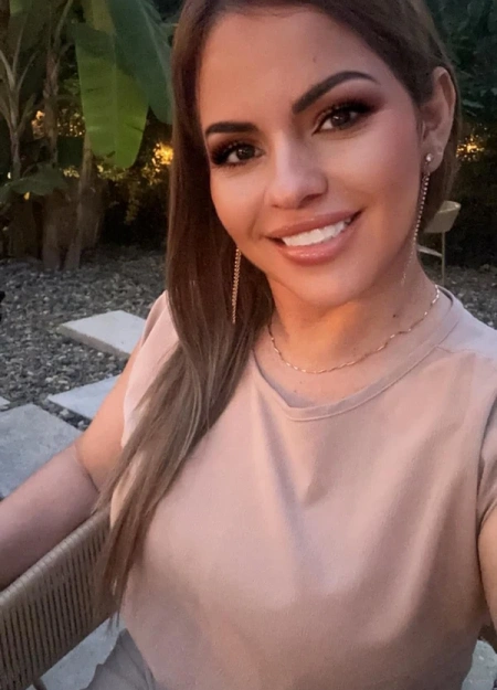 Esmeralda, Escort en Sevilla 633368811