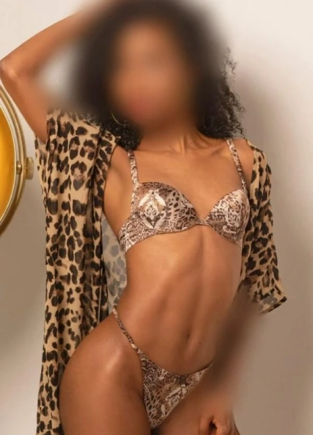 Fotos reales de Cova, de las mejores escorts en Palma de Mallorca