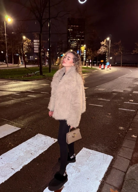 Lya, Escort en Marbella 663147482