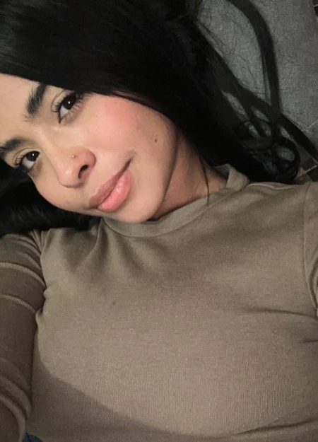 Mía, Escort en Alicante 675190057