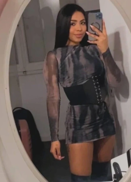 Mía, Escort en Alicante 675190057