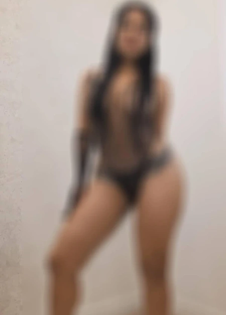 Lorena presenta su book de fotos reales de escort en Málaga