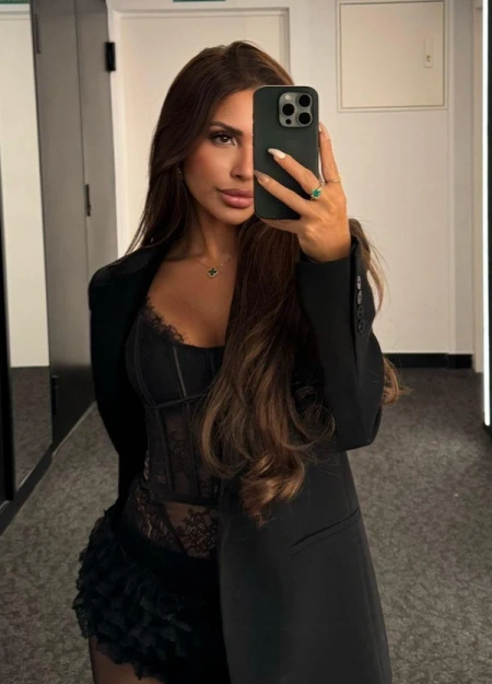 Arianna, Escort en Marbella 655050025