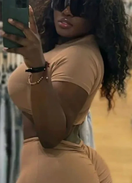 Descubre a Britany, una escort en Sevilla de alto nivel