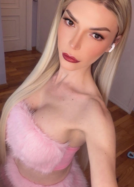 Sophia, una experiencia única con escorts VIP