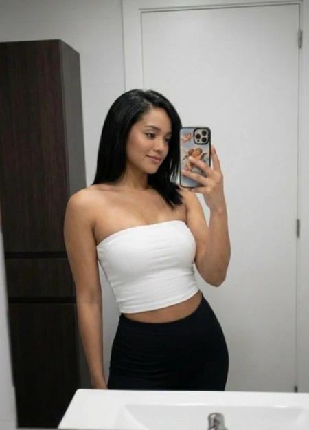 Annie, una de las escorts en Alicante más demandadas