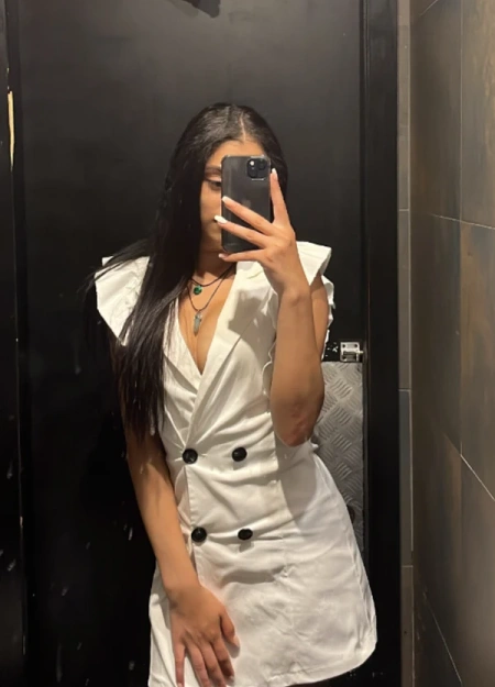 Maria, una de las escorts en Alicante más demandadas