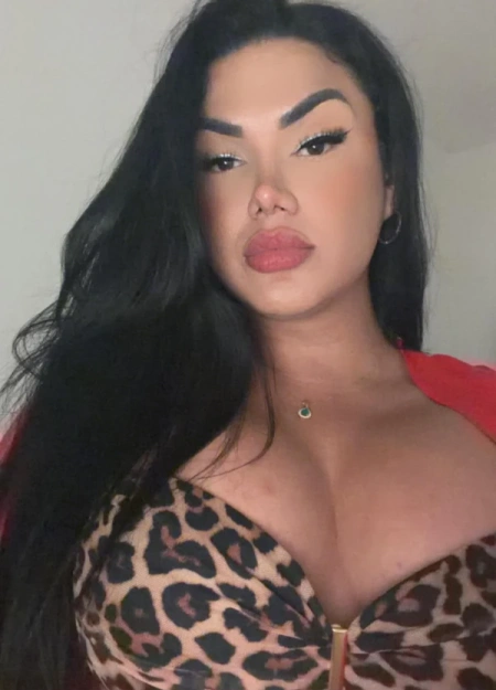 Sara sofía, chica de compañía de lujo con fotos de estudio reales