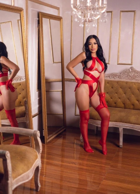 Samanta es escort de lujo con atención exclusiva