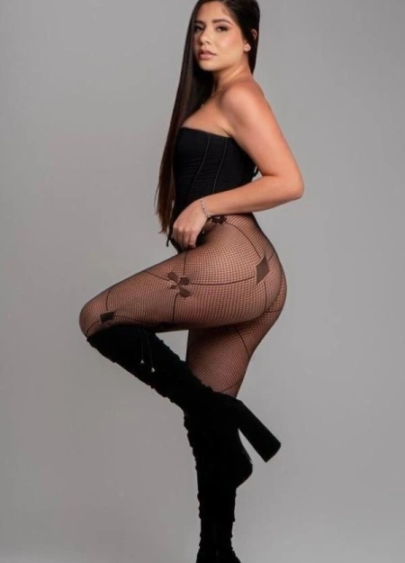 Conoce a Mara, acompañante con servicios verificados