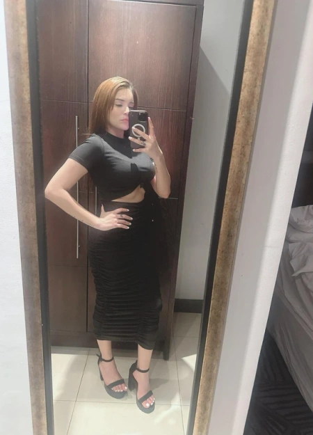 Amaranta v es una modelo exclusiva con perfil verificado